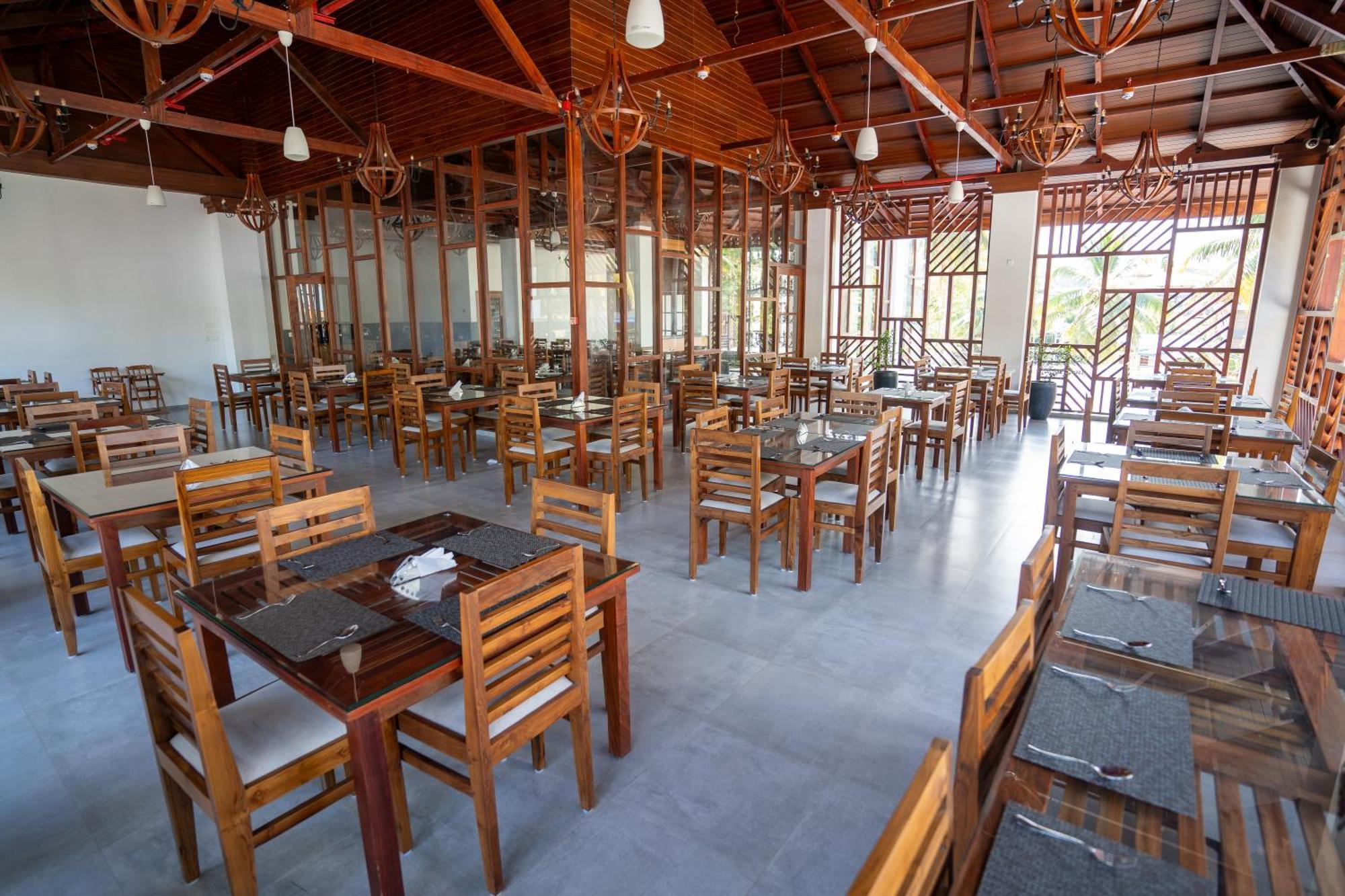 The Eden Hotel Port Blair Buitenkant foto